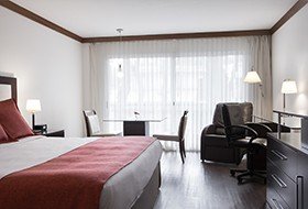30% Radisson Colonia del Sacramento